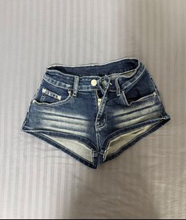 (Category: ) located in . Submitted by thriftlifting (Listing ID 1442894523, Image 1). Description: .
