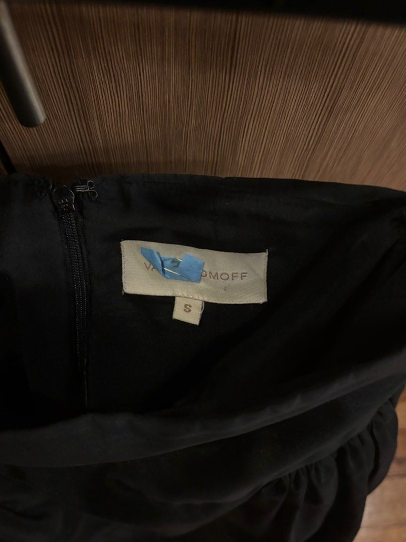 Vania Romoff Black Tabi Skirt (Category: Skirts) located in Manila. Submitted by mariuswen (Listing ID 1442793696, Image 3). Description: - Worn only twice - Comes with original garment bag & paper bag - Size S but had it altered at the boutique to 25 inches (waist) - Can send more photos upon request - MOP: BPI, GCash - MOD: Lalamove (Buyer shoulders SF).