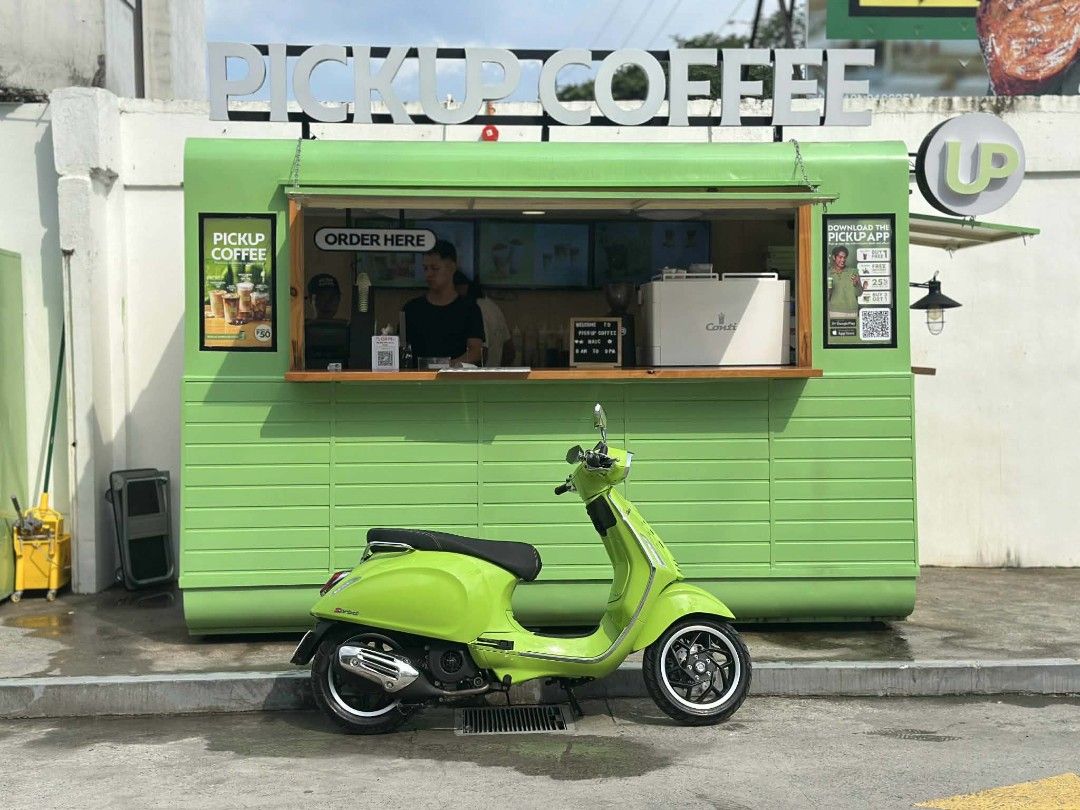 Vespa Sprint 150 Lime Green (Category: Motorbikes for Sale) located in Manila. Submitted by giveitalife (Listing ID 1442808641, Image 2). Description: Very low mileage! 1,200+kms only Flat seat YSS suspension Loc. Naic Cavite.