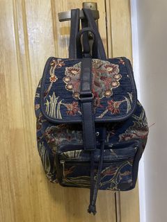 (Category: ) located in . Submitted by emirasol (Listing ID 1442875420, Image 1). Description: .