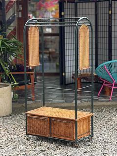 (Category: ) located in . Submitted by upcycle_things (Listing ID 1442754166, Image 1). Description: .