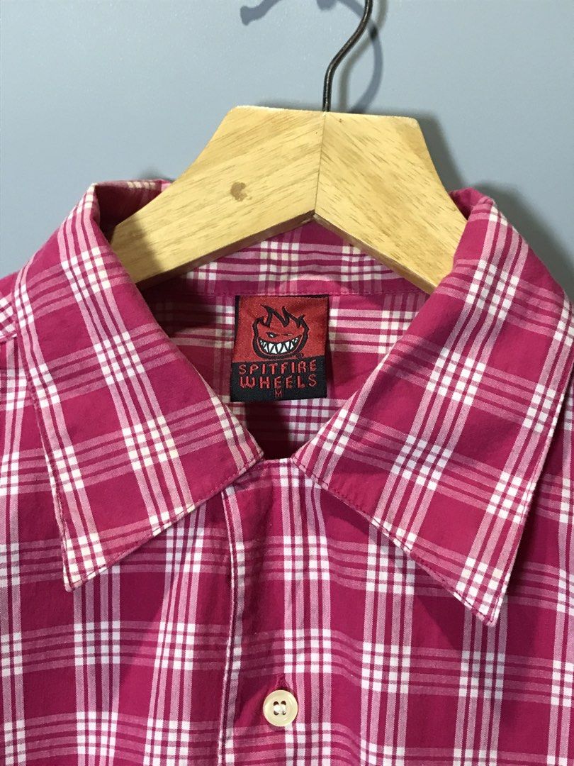 Vintage Spitfire (Bottom Down) (Category: Tshirts & Polo Shirts ) located in Bacolod City. Submitted by fyceee (Listing ID 1442730271, Image 2). Description: Vintage Spitfire - Size Medium - Width 21 - Length 29.5 - Like new - No Flaws .