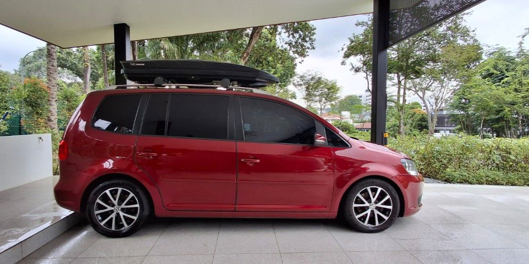 Volkswagen Touran Diesel 1.6 TDI DSG (A) (Category: Used Cars) located in Singapore. Submitted by mr_shah31 (Listing ID 1427949359, Image 2). Description: List of item that had been replaced with receipt. Window tint Gearbox n Mu oil change Absorber top mount Diesel filter Waterpump Thermostat Timing belt Valve gasket Walnut blasting Clutch pack Flywheel Driveshaft left and right Injector seal n o ring Upgraded oil filter housing Sub frame bushin