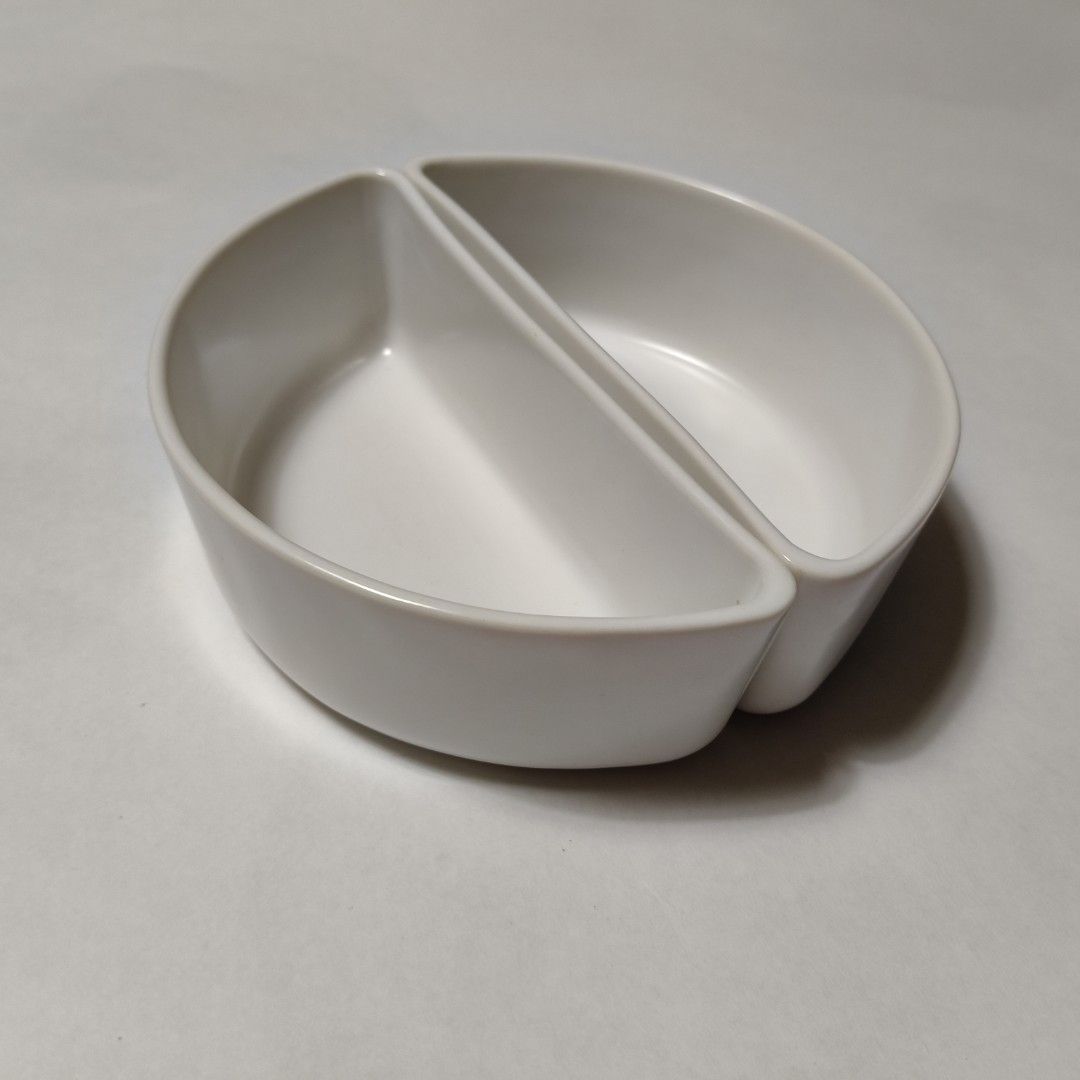 White Ceramic Divided Serving Dish477739968009359360