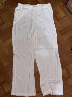 (Category: ) located in . Submitted by clothes.sellllll (Listing ID 1442791307, Image 1). Description: .