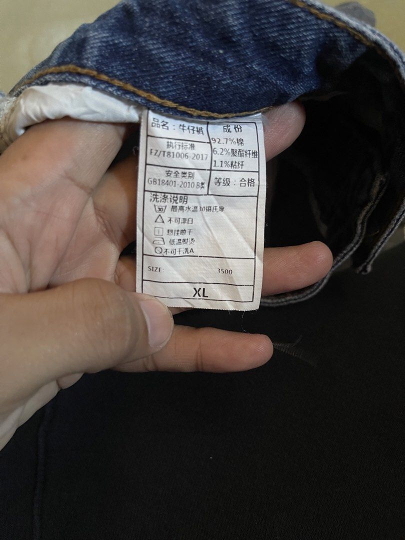 XL Blue Wash Denim Shorts (Category: Shorts) located in Manila. Submitted by stuzzygod (Listing ID 1442743807, Image 2). Description: - Blue wash denim shorts - Relaxed fit - Raw hem detail - Size XL - Made with 92.7% cotton, 6.2% polyester, 1.1% spandex - Ideal for casual wear - Size 30 - Lenght 20 - Thigh 14 - Leg open 13 - No issue Good condition.