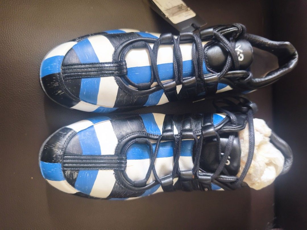 Y-3 Yohji Yamamoto Boxing Stripe Sneakers US9 (Category: Sneakers) located in Muntinlupa City. Submitted by silent_mute (Listing ID 1442783667, Image 2). Description: Grab/BPI.