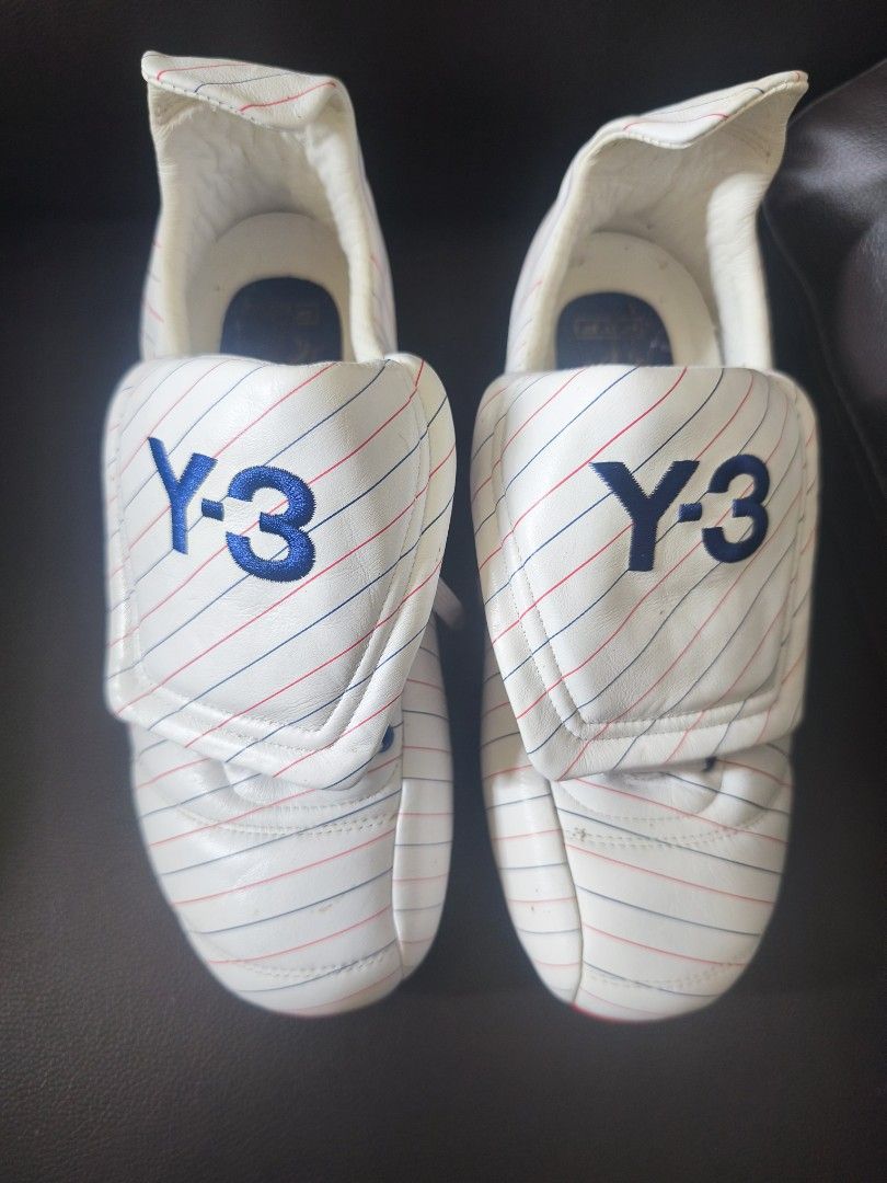 Y-3 Yohji Yamamoto Soccer Leather Sneakers US 7.5 (Category: Sneakers) located in Muntinlupa City. Submitted by silent_mute (Listing ID 1442784162, Image 2). Description: Gcash/BPI.