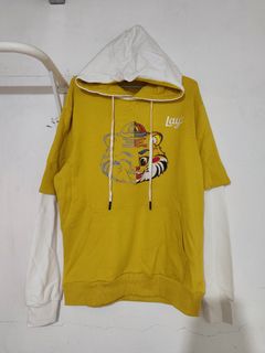 (Category: ) located in . Submitted by PrelovedCollections (Listing ID 1442741581, Image 1). Description: .