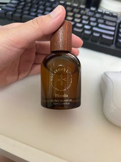由 yojenjen91 (刊登 ID 1442902193，圖片 1) 提交，位於 的 (類別：)，說明：。