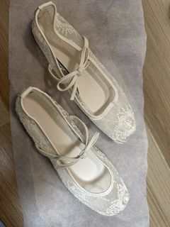 White Lace Flat Shoes with Bow Ties