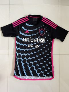 (Category: ) located in . Submitted by futbolandmore (Listing ID 1446931816, Image 1). Description: .