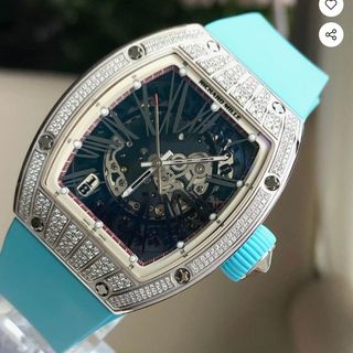 (Category: ) located in . Submitted by buyingrolexcash (Listing ID 1446945435, Image 1). Description: .