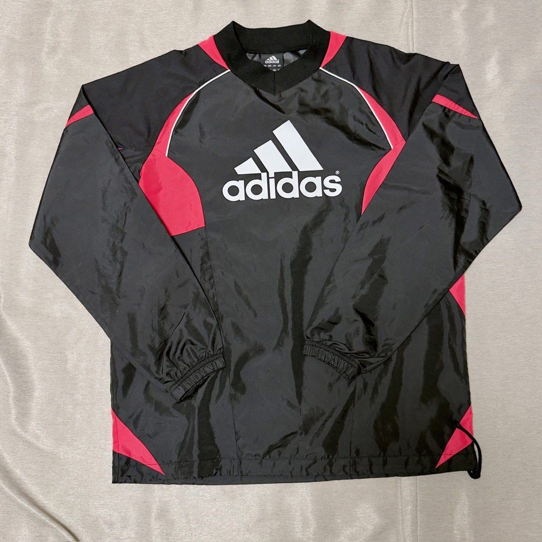 Adidas Windbreaker Jacket Black Pink White Logo (Category: Coats, Jackets and Outerwear) located in Naic. Submitted by pompompvrin (Listing ID 1447074527, Image 1). Description: 58W × 72L cm.