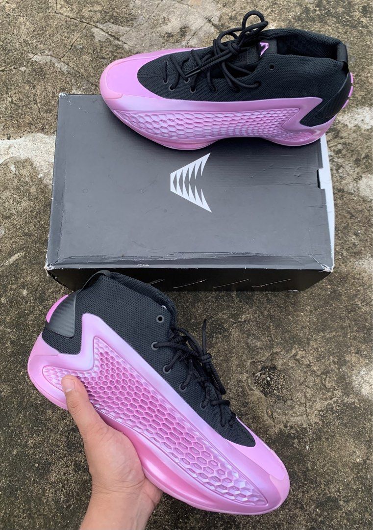 AE1 PURPLE (Category: Sneakers) located in Manila. Submitted by dsneakers324 (Listing ID 1446982496, Image 1). Description: .