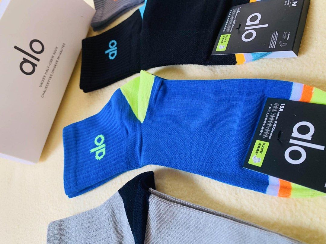 Alo socks (Category: Socks) located in Mandaluyong City. Submitted by BeautyObsession_OnlinePH (Listing ID 1446962434, Image 3). Description: .