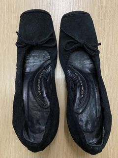 Andrea Rossi heels