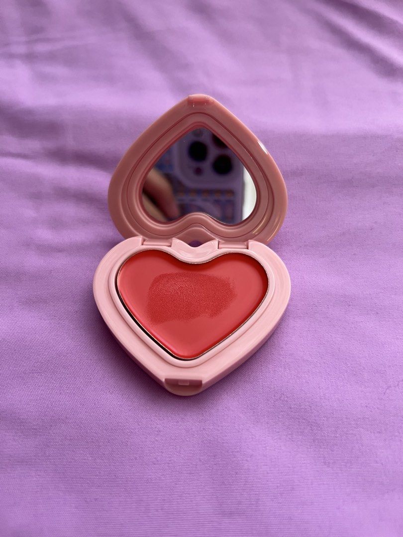 AOU Glowy Cream Blush in Sunny Cheeks (Category: Makeup) located in Manila. Submitted by declutter_gurl (Listing ID 1446933995, Image 3). Description: Shade: 08 Sunny Cheeks Used once ( by a makeup sponge) With box.
