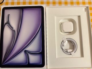 Apple iPad Air 11 M4 + Magic Keyboard