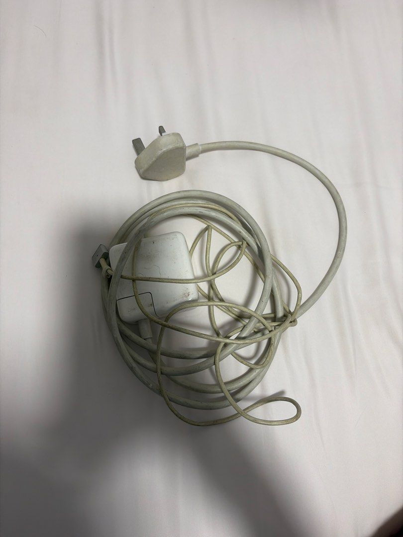 Apple MacBook Air 2015  Power Cable
