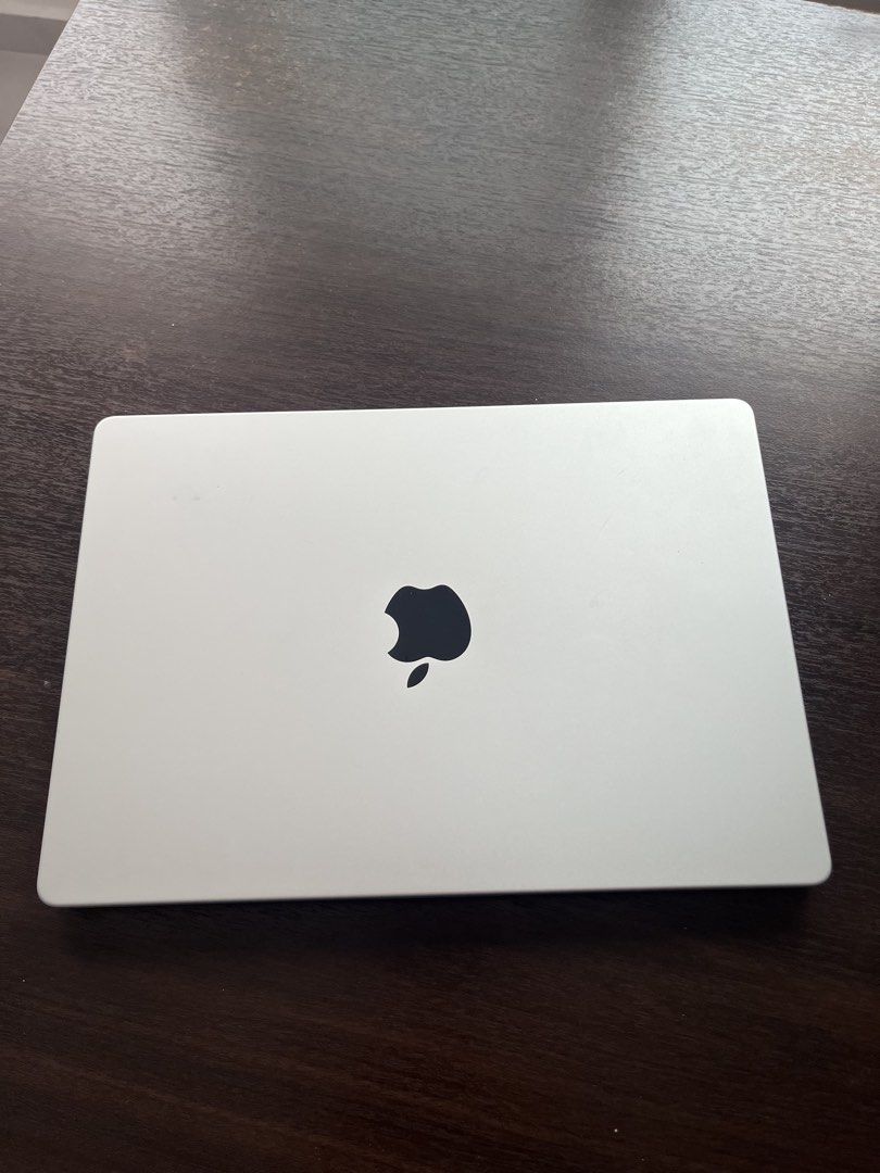 Apple MacBook Pro 14-inch M4 Pro (like new)