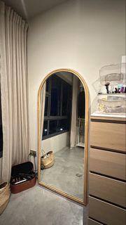 (Category: ) located in . Submitted by peplumsxpeonies (Listing ID 1447034791, Image 1). Description: .