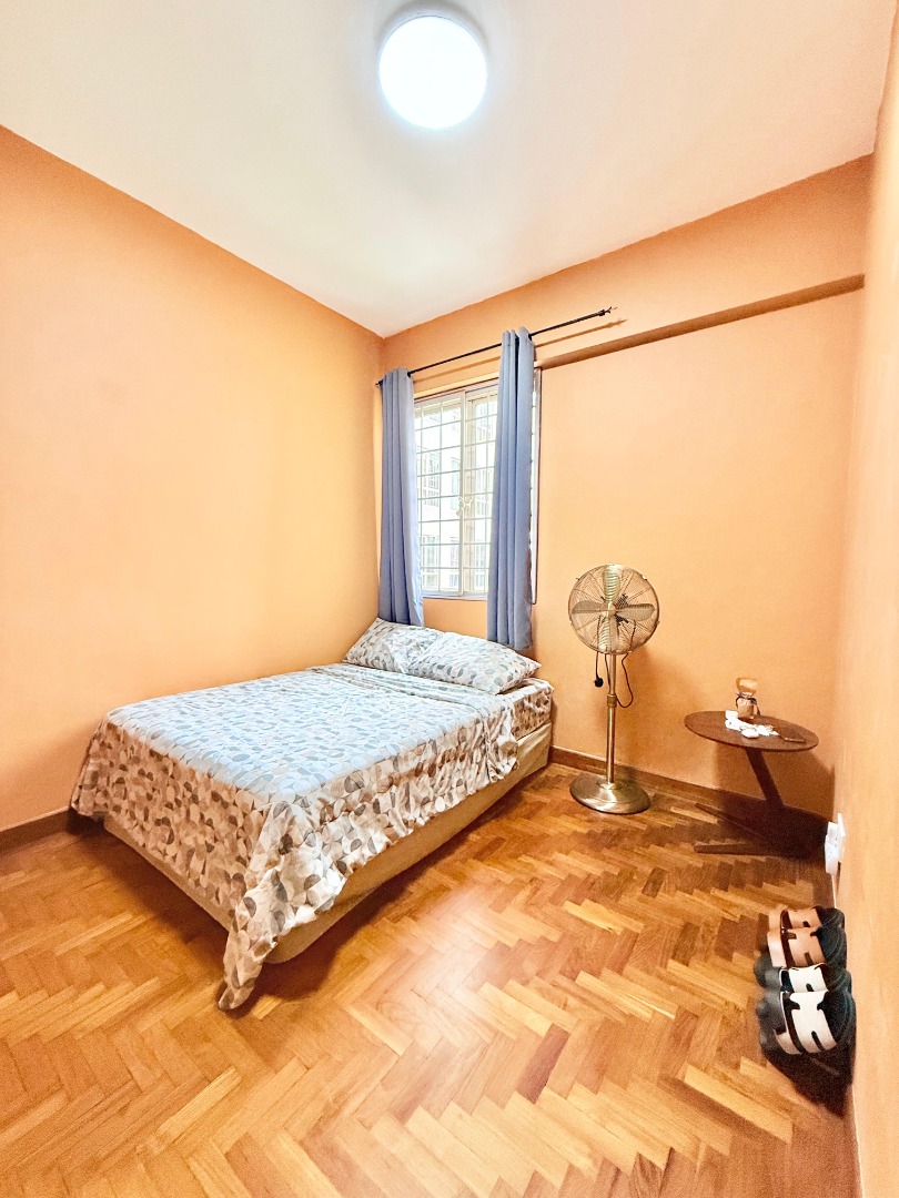 (Category: ) located in . Submitted by bao_zu_po (Listing ID 1446918416, Image 1). Description: .