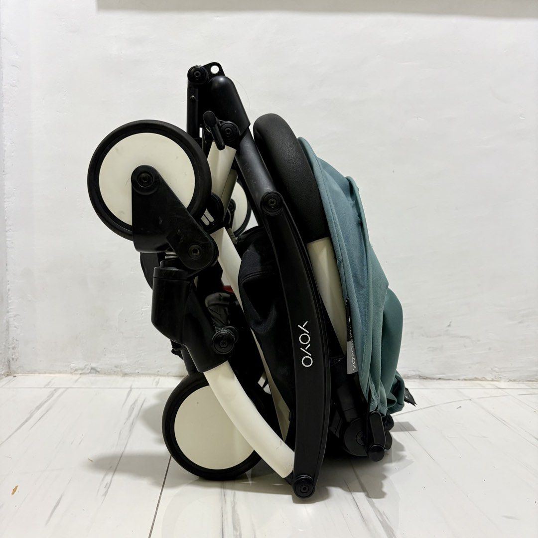 Babyzen YOYO+ Stroller AQUA edition (Category: Strollers) located in Quezon City. Submitted by cobbie03 (Listing ID 1446933419, Image 1). Description: ❗️SALE❗️SALE❗️SALE❗️ YO-YO BABYZEN STROLLER WITH BRANDNEW COLOR PACK 6+ ❗️CABIN APPROVED❗️ ✔️Recommended from 6-48 months ✔️Lightweight ✔️Travwl friendly ✔️5-point harness ✔️Easy to open and fold MINE FOR ONLY 10,999.