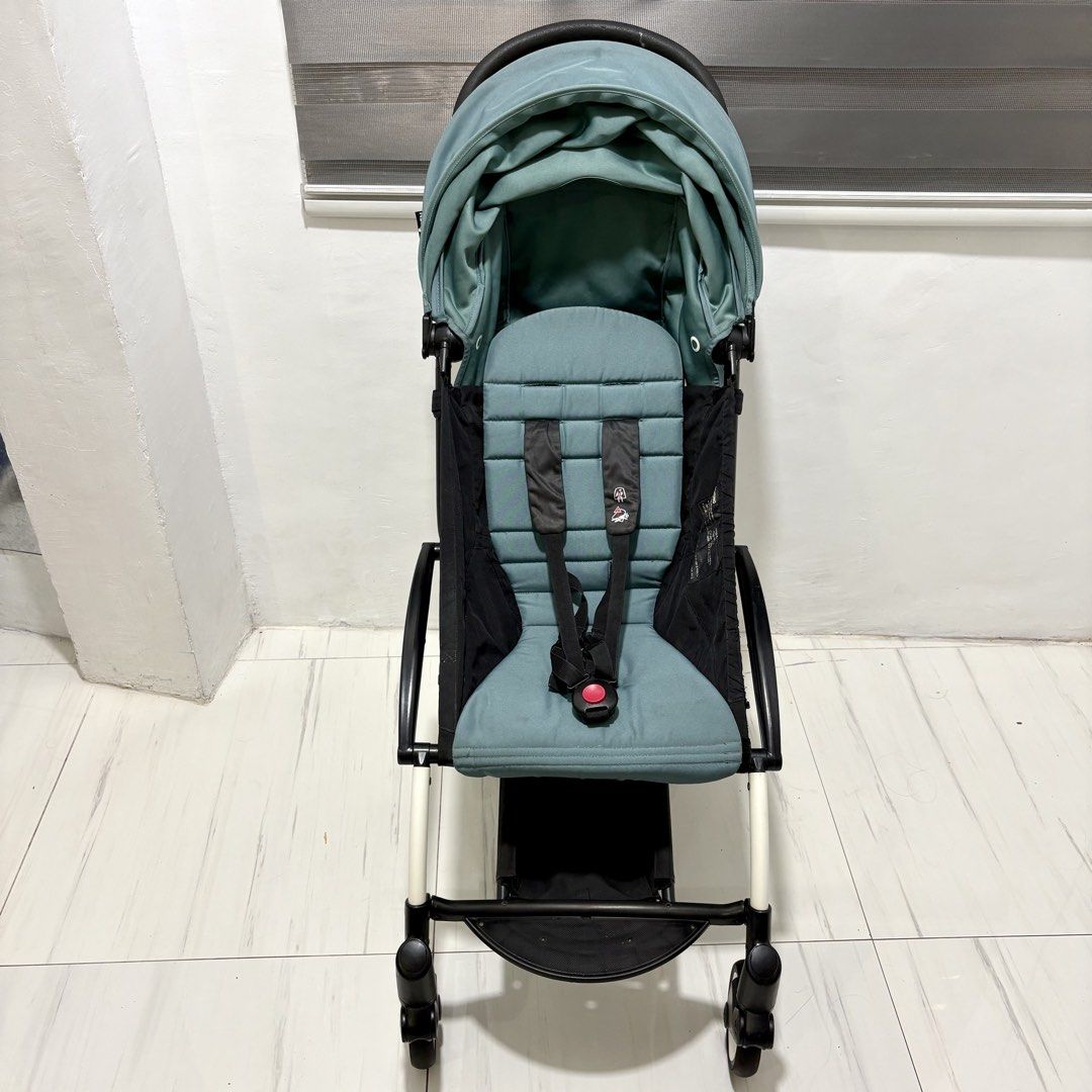 Babyzen YOYO+ Stroller AQUA edition (Category: Strollers) located in Quezon City. Submitted by cobbie03 (Listing ID 1446933419, Image 3). Description: ❗️SALE❗️SALE❗️SALE❗️ YO-YO BABYZEN STROLLER WITH BRANDNEW COLOR PACK 6+ ❗️CABIN APPROVED❗️ ✔️Recommended from 6-48 months ✔️Lightweight ✔️Travwl friendly ✔️5-point harness ✔️Easy to open and fold MINE FOR ONLY 10,999.