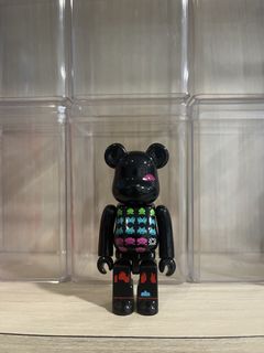 (Category: ) located in . Submitted by Bearbrick18 (Listing ID 1446933718, Image 1). Description: .