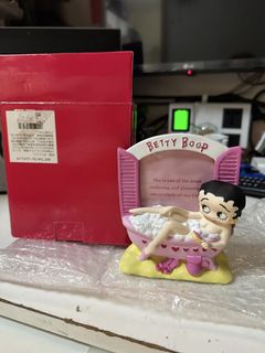 （分類：）位於 。 由 happy2bid 提交（商品編號 1447086961，圖片 1）。簡介： 。