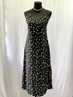 (Category: ) located in . Submitted by wear.arca (Listing ID 1446942956, Image 1). Description: .