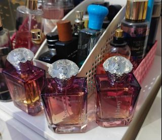 (Category: ) located in . Submitted by goodsgoodgoodauthentic (Listing ID 1447068004, Image 1). Description: .