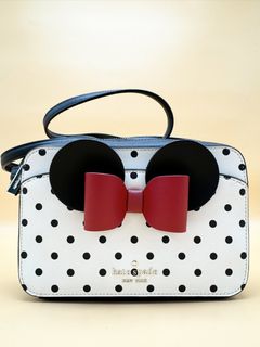 (Category: ) located in . Submitted by fabulousdesignerfinds (Listing ID 1447089174, Image 1). Description: .