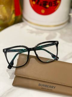 (Category: ) located in . Submitted by luxshare_preloved_ (Listing ID 1446987664, Image 1). Description: .
