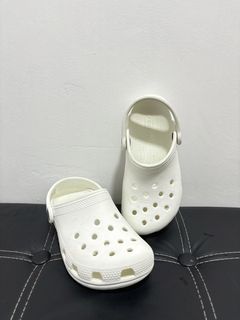(Category: ) located in . Submitted by littlebooythriftstore (Listing ID 1447051938, Image 1). Description: .