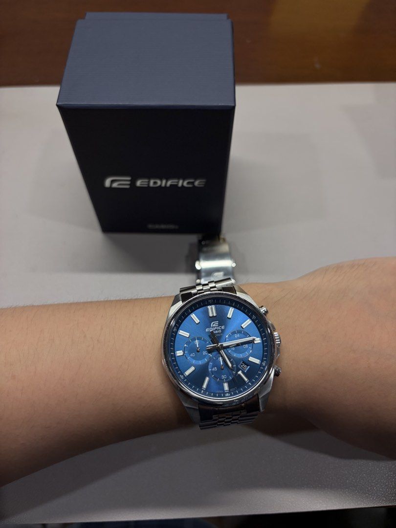 Casio Edifice Jubilee bracelet upgrade (EFV-650D-2AV) (Category: Men's Watches) located in Manila. Submitted by javitiosejo (Listing ID 1447007376, Image 2). Description: - Casio Edifice Chronograph Blue - Jubilee bracelet upgrade with previous bracelet included - Box and papers included - Scratch resistant sapphire crystal - Strikingly elegant and unique - Good for dates or everyday use.