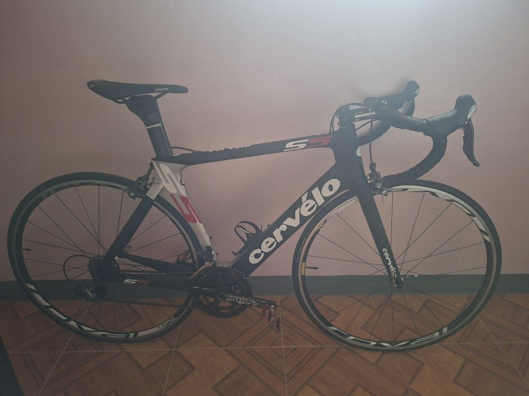 Cervelo S5 Road Bike (Category: Bicycles) located in Mapandan. Submitted by diego22wip (Listing ID 1447003622, Image 1). Description: - RUSH SALE Cervelo S5 carbon road bike - Ready for training and racing - Aerodynamic handlebar setup - Adjustable seat - Built for speed.