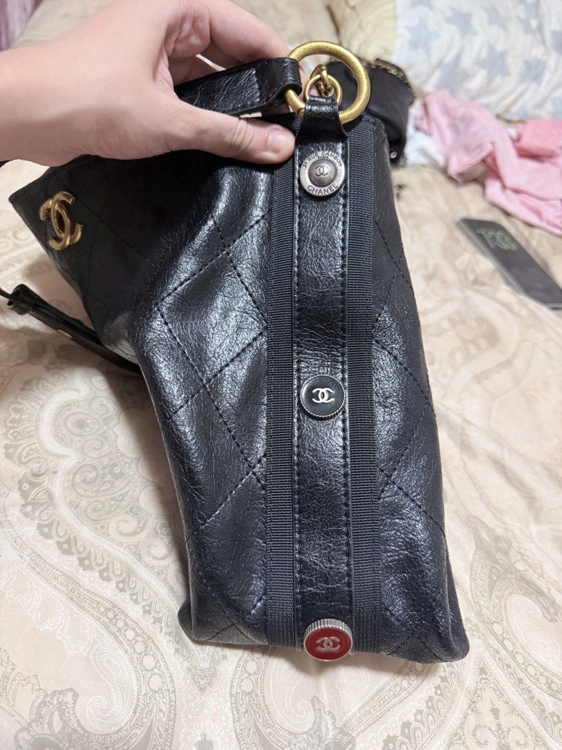 Chanel hobo Bag (Category: Luxury Bags & Wallets) located in Las Pinas. Submitted by closethaulsph (Listing ID 1447030058, Image 2). Description: Chanel 2019 Black Quilted Aged Calfskin Hobo Bucket Bag Looks so nice in person! coded - Chanel black leather shoulder /body bag - Material: Premium Diamond Quilted Aged Calfskin Leather - Made in France - Signs of wear on leather and hardware (please check photos for details) -Features: Chunky gold cha