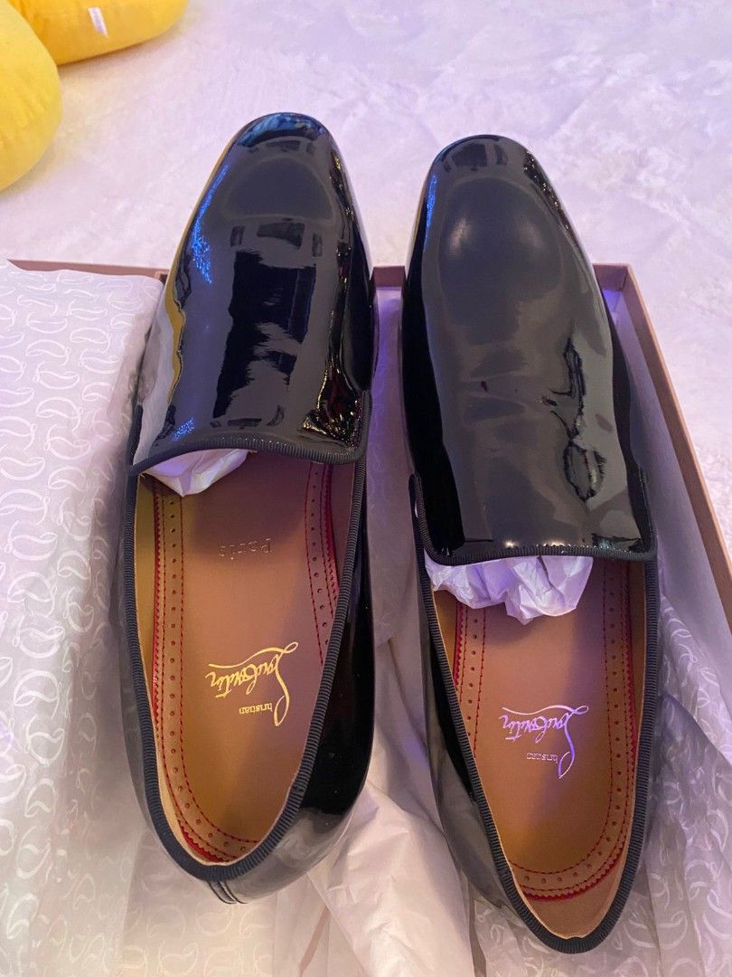 Christian Louboutin Dandelion Flat (Category: Dress Shoes) located in Makati City. Submitted by yuanmendoza1 (Listing ID 1447047550, Image 3). Description: ✨ Christian Louboutin Dandelion Flat – Brand New | Size 43 ✨ Selling my Christian Louboutin Dandelion Flat in Size 43. This pair is brand new, never worn, and has been carefully stored since purchase. Details: • Brand: Christian Louboutin • Model: Dandelion Flat • Size: 43 • Condition: Brand N