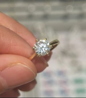 (Category: ) located in . Submitted by japanandsingaporeluxepreloved (Listing ID 1446927218, Image 1). Description: .