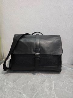 (Category: ) located in . Submitted by SecondhandItems97 (Listing ID 1446962621, Image 1). Description: .
