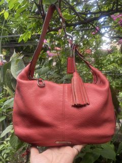 (Category: ) located in . Submitted by baglovers10 (Listing ID 1446950771, Image 1). Description: .