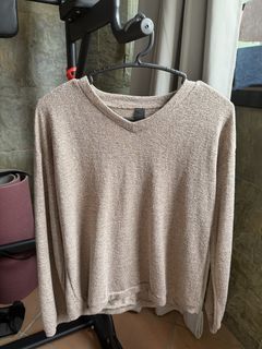 (Category: ) located in . Submitted by clearingwardrobetime (Listing ID 1446973412, Image 1). Description: .