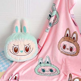 (Category: ) located in . Submitted by curtsysprettythings (Listing ID 1446921790, Image 1). Description: .