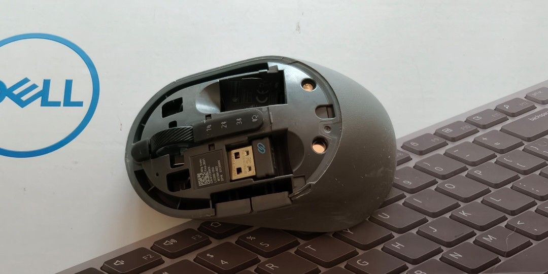 Dell Triple-Device Wireless Mouse497448276984473601