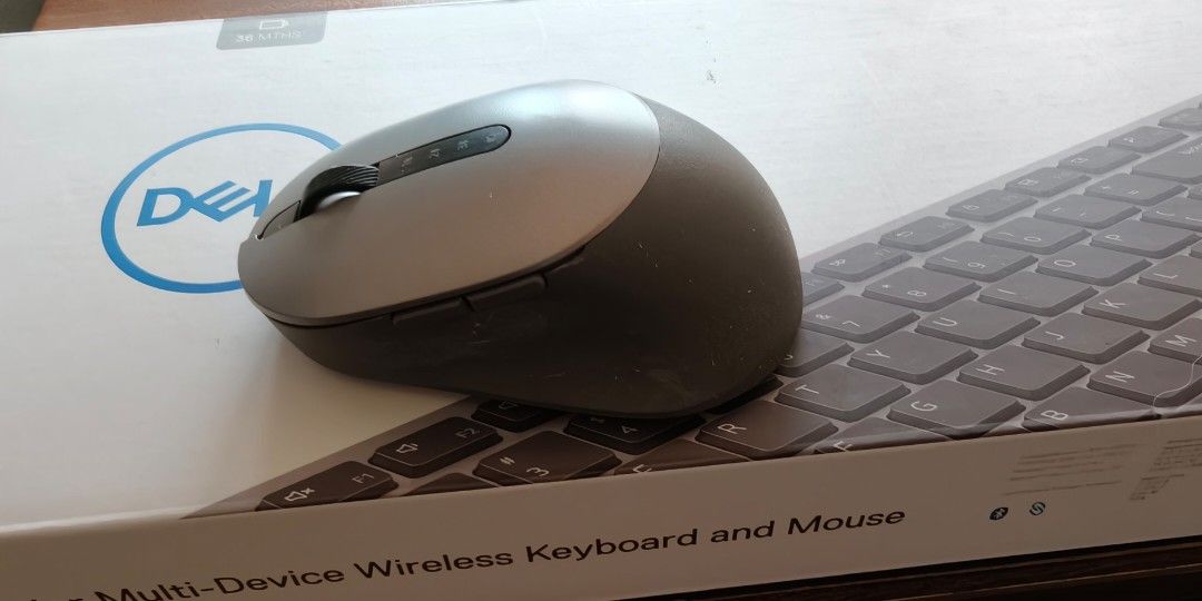 Dell Triple-Device Wireless Mouse497448276984473600