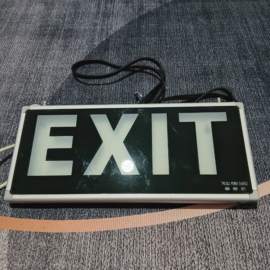 Exit signage w/plug (Category: Everything Else Others) located in Binangonan. Submitted by darlen21 (Listing ID 1447070986, Image 2). Description: .
