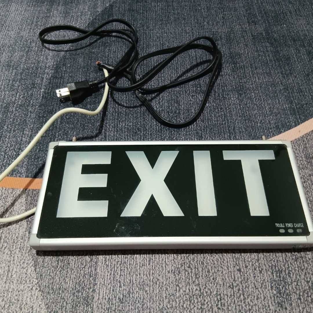 Exit signage w/plug (Category: Everything Else Others) located in Binangonan. Submitted by darlen21 (Listing ID 1447070986, Image 1). Description: .