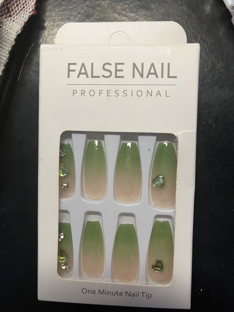 False Press-on Nails Green and Pink Design (Category: Hands & Nails) located in Manila. Submitted by rosetteliab (Listing ID 1447084846, Image 2). Description: 24 pcs of nails No applicator kit included Damaged box .